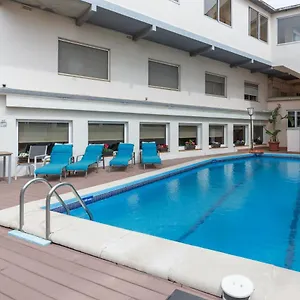 https://hotel-trave.topcostabravahotels.com